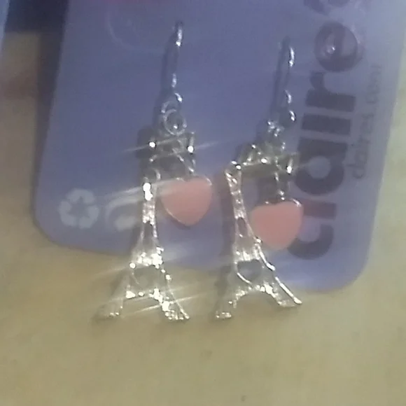 Ears pierced earrings And Necklace - Picture 4 of 4